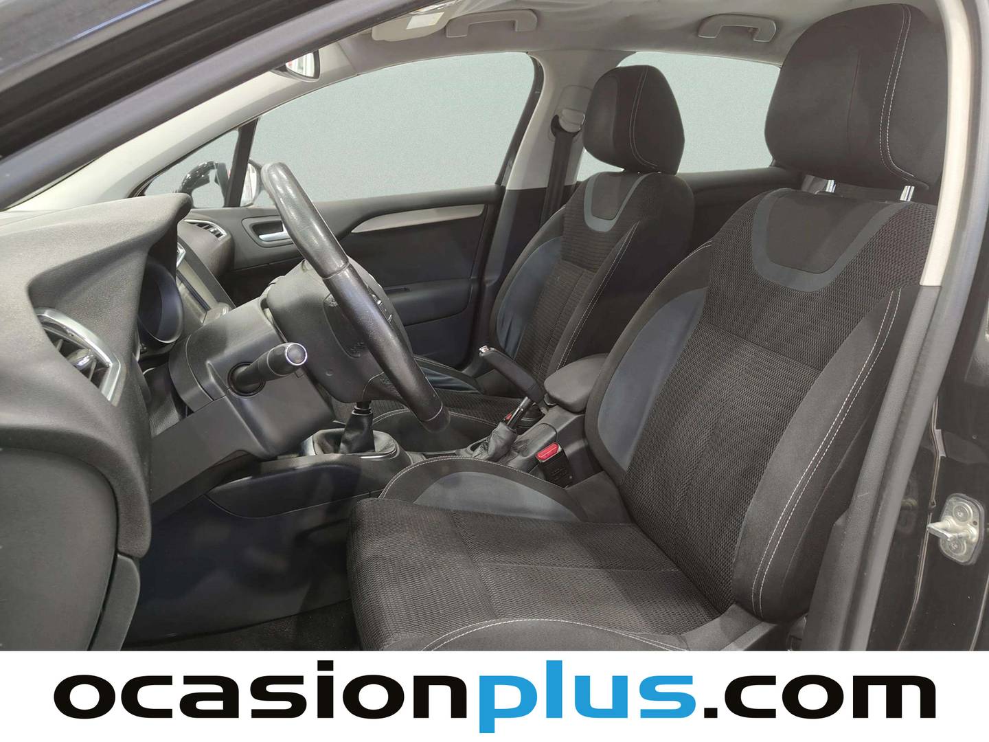 Foto asientos delanteros Citroën C4 Citroën C4 PureTech 110 Feel (110 CV)