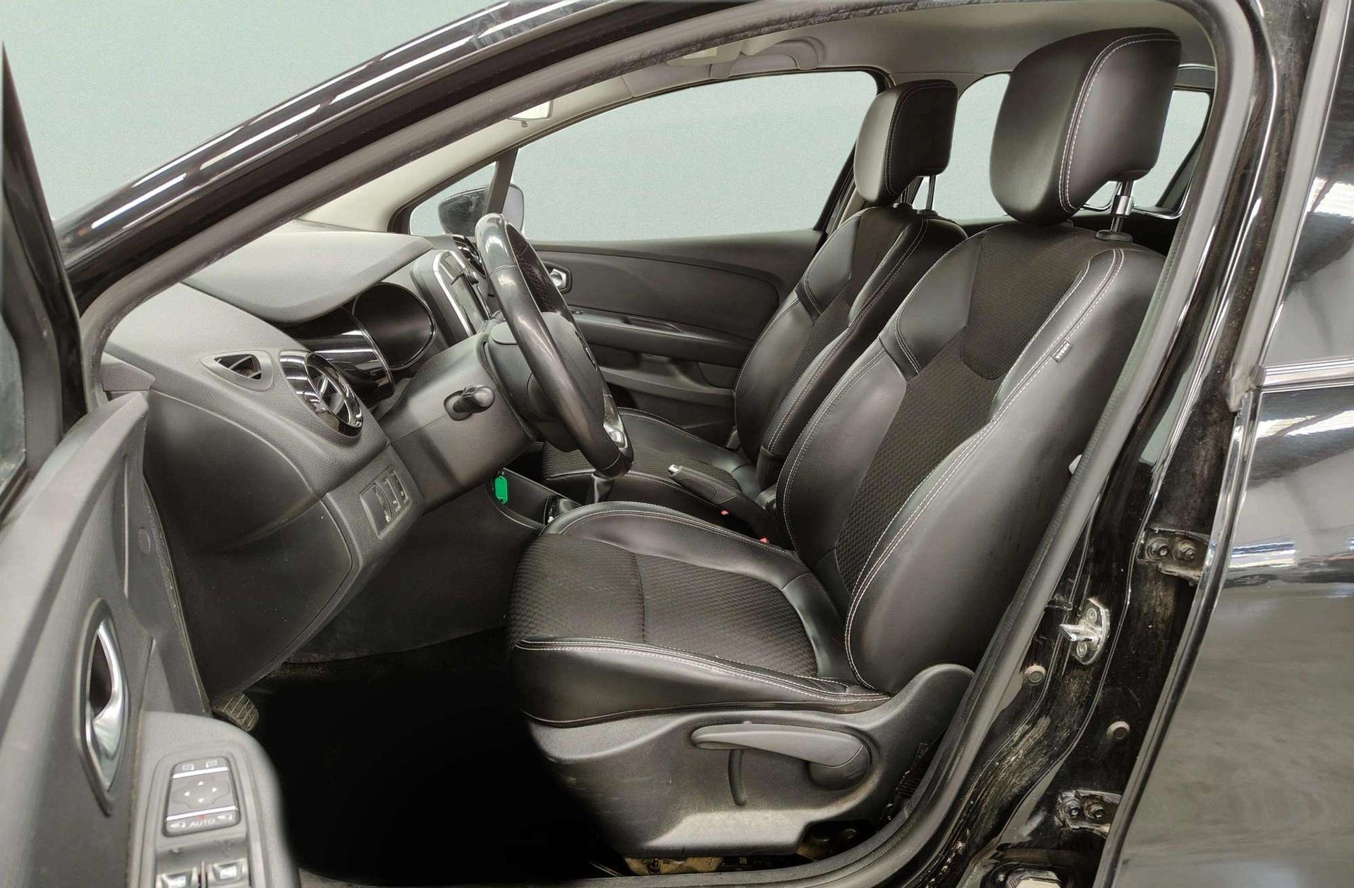 Renault Clio Sport Tourer Zen Energy TCe - foto 10