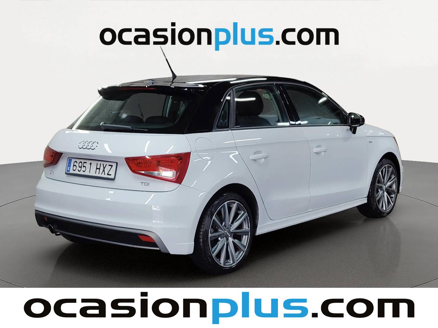 Foto trasera Audi A1 Audi A1 Sportback Adrenalin 1.6 TDI (90 CV) Pack S-Line derecha