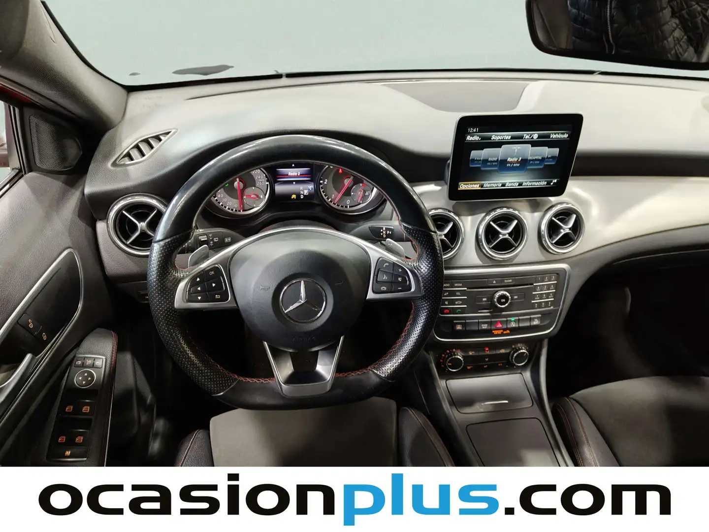 Foto Mercedes GLA Mercedes-Benz GLA 220 d AMG Line 4Matic (177 CV)