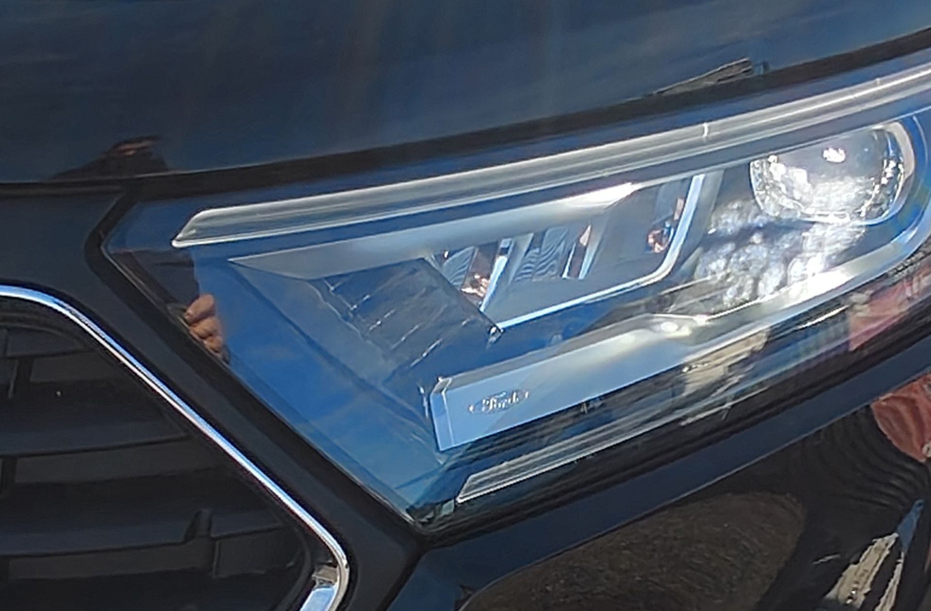 Ford Grand Tourneo Connect 2.0 EcoBlue Titanium - foto 16