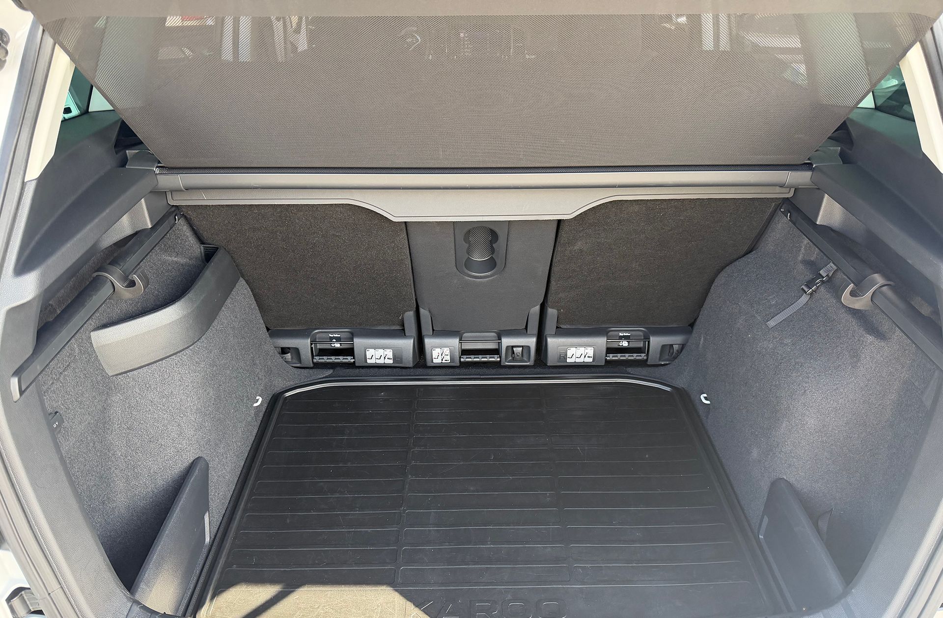 Škoda Karoq 1.0 TSI Ambition - foto 18
