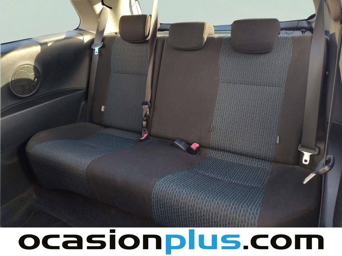 Foto asientos traseros Toyota Yaris Toyota Yaris 1.3 Active (99 CV)