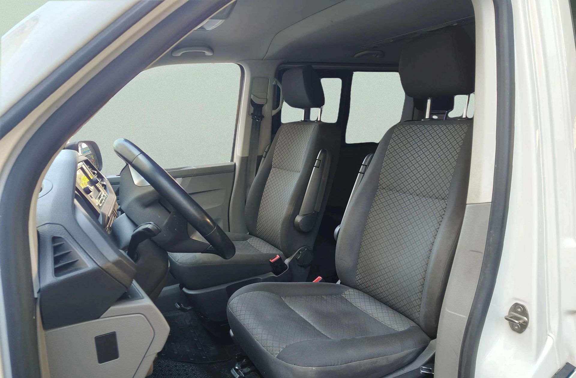 Volkswagen Caravelle Origin Batalla Corta 2.0 TDI BMT 9 plazas - foto 9