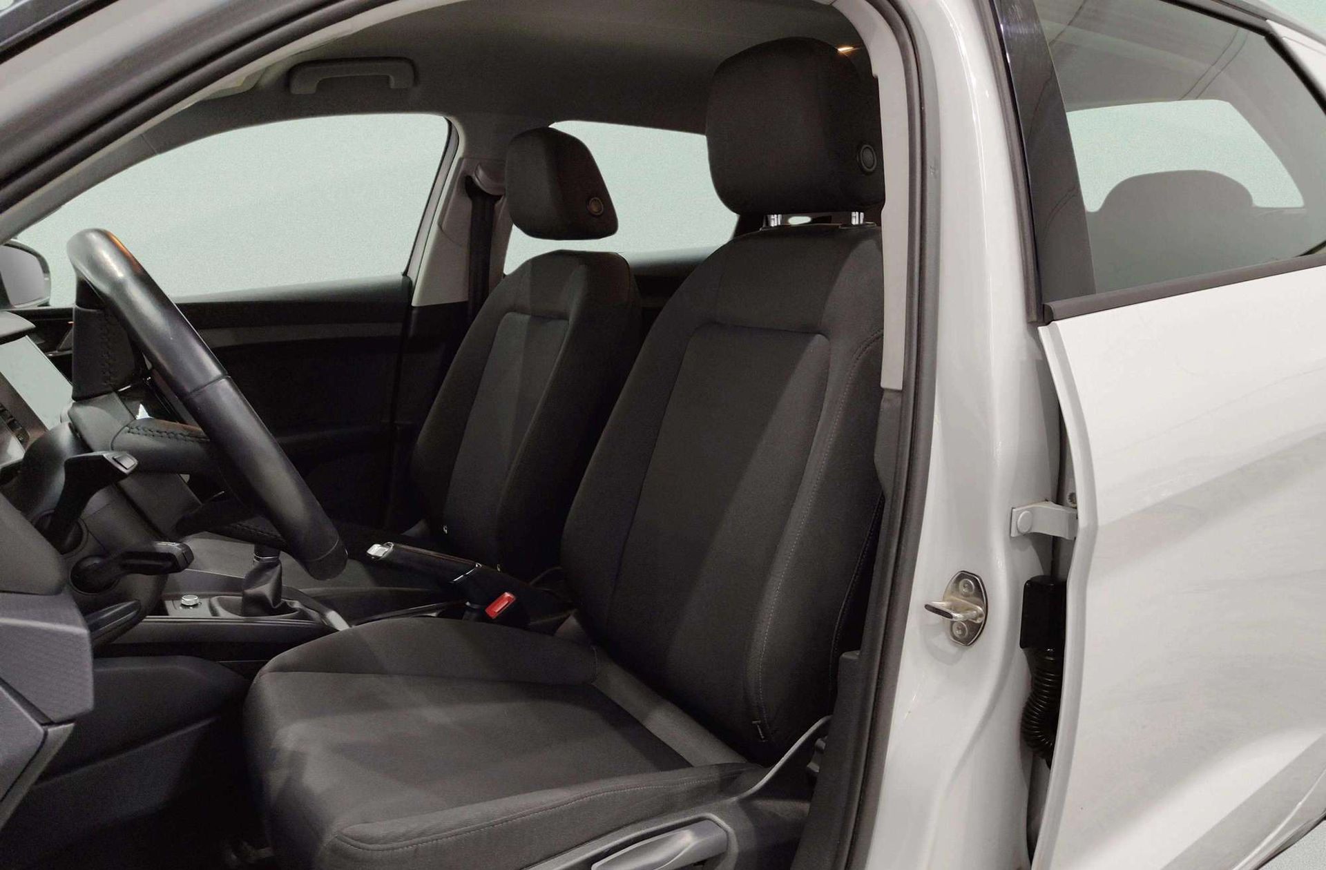 Audi A1 Sportback Advanced 25 TFSI - foto 11