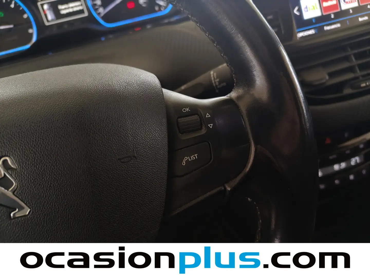 Foto Peugeot 2008 Peugeot 2008 BlueHDi 120 S&S Allure EAT6 (120 CV)