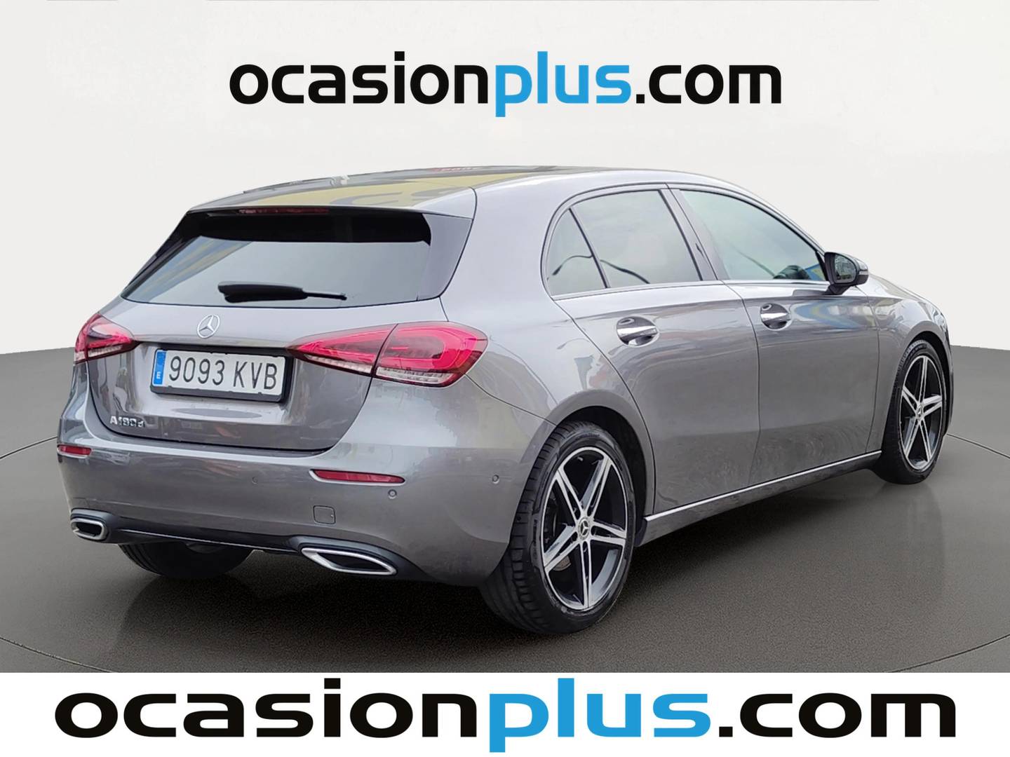 Foto trasera Mercedes Clase A Mercedes Clase A 180 d (116 CV) derecha