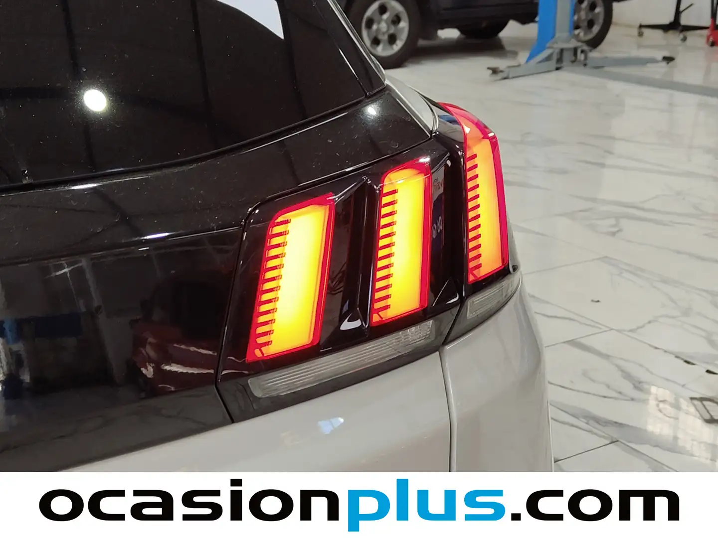 Foto Peugeot 3008 Peugeot 3008 BlueHDI 130 S&S GT Line (130 CV)