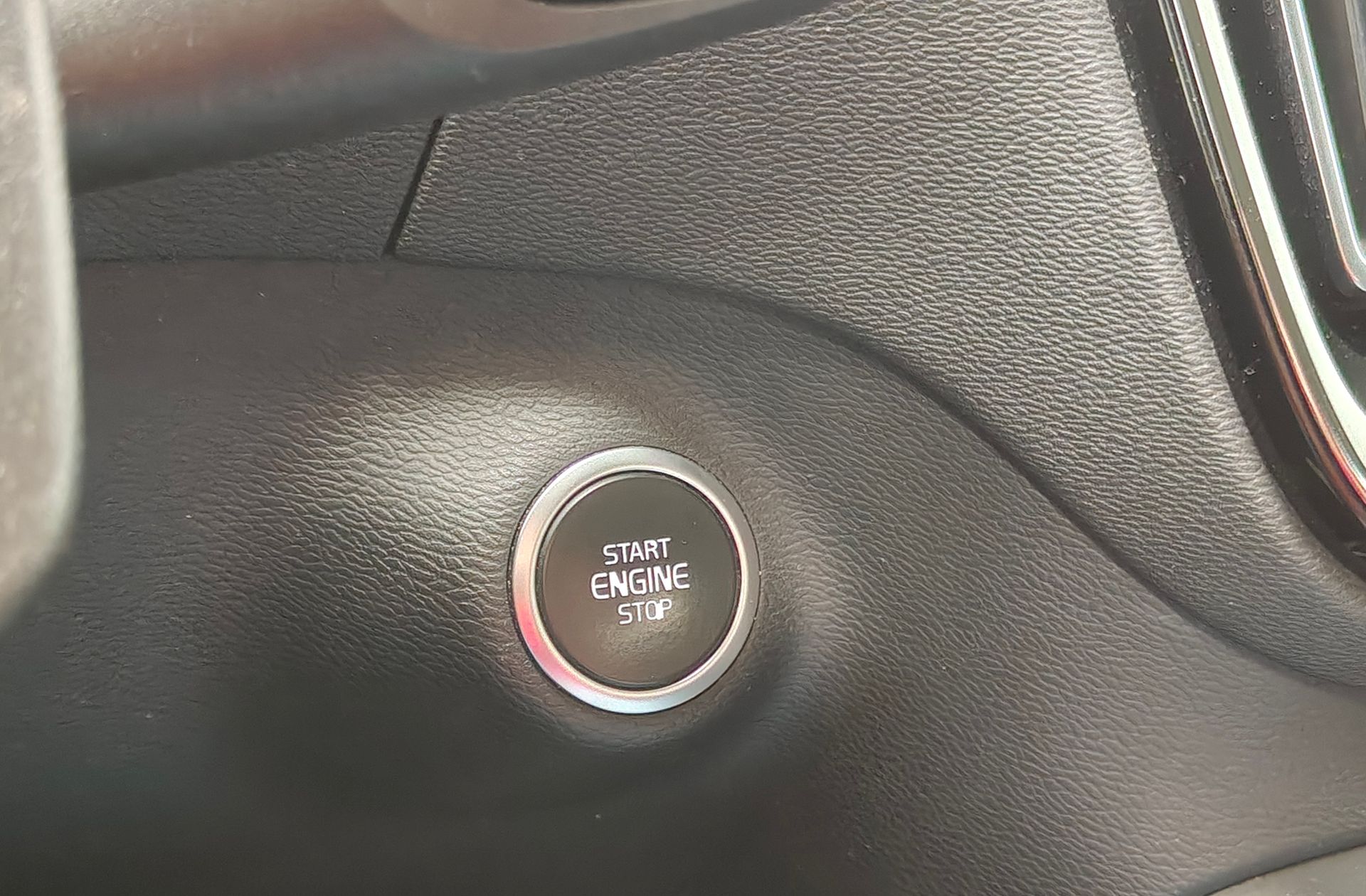 Volvo XC40 D3 Momentum - foto 31