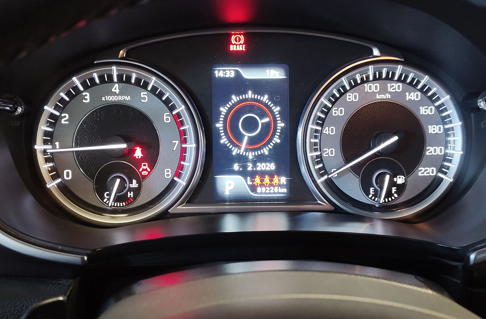 Suzuki Vitara 1.0 T GLE - foto 30