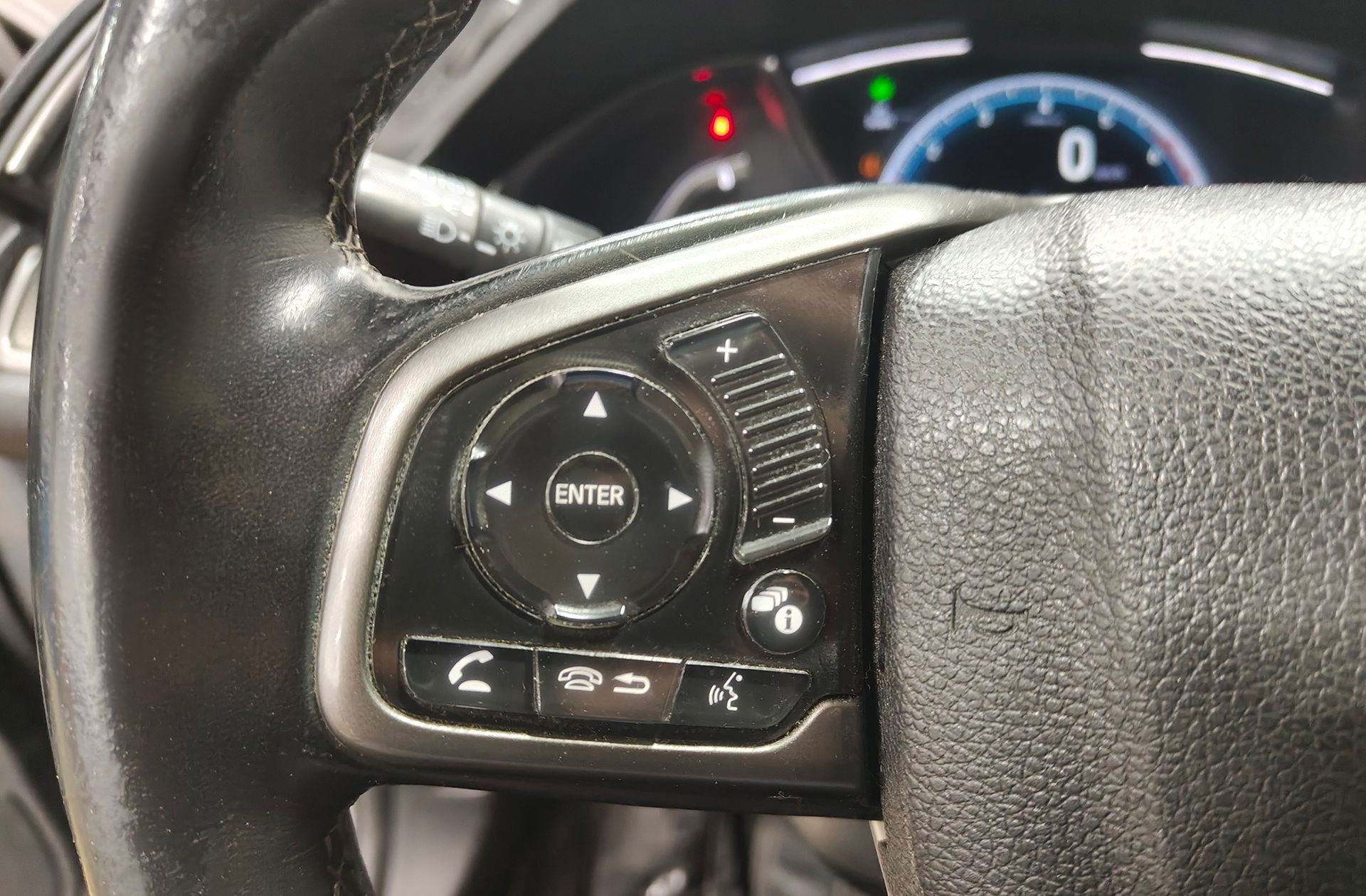 Honda Civic 1.0 I-VTEC Turbo Elegance - foto 26