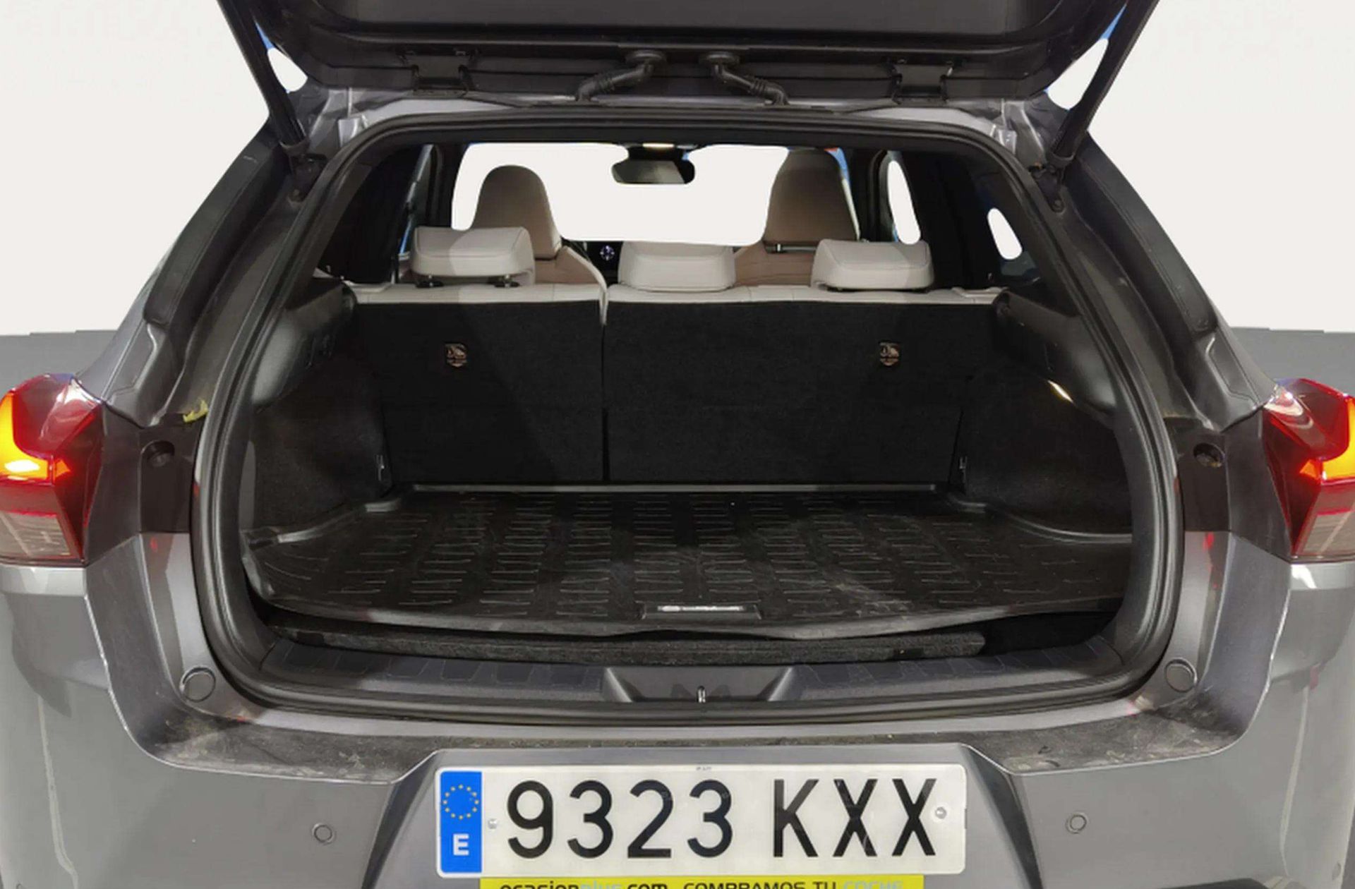 Lexus UX 250h Luxury - foto 24