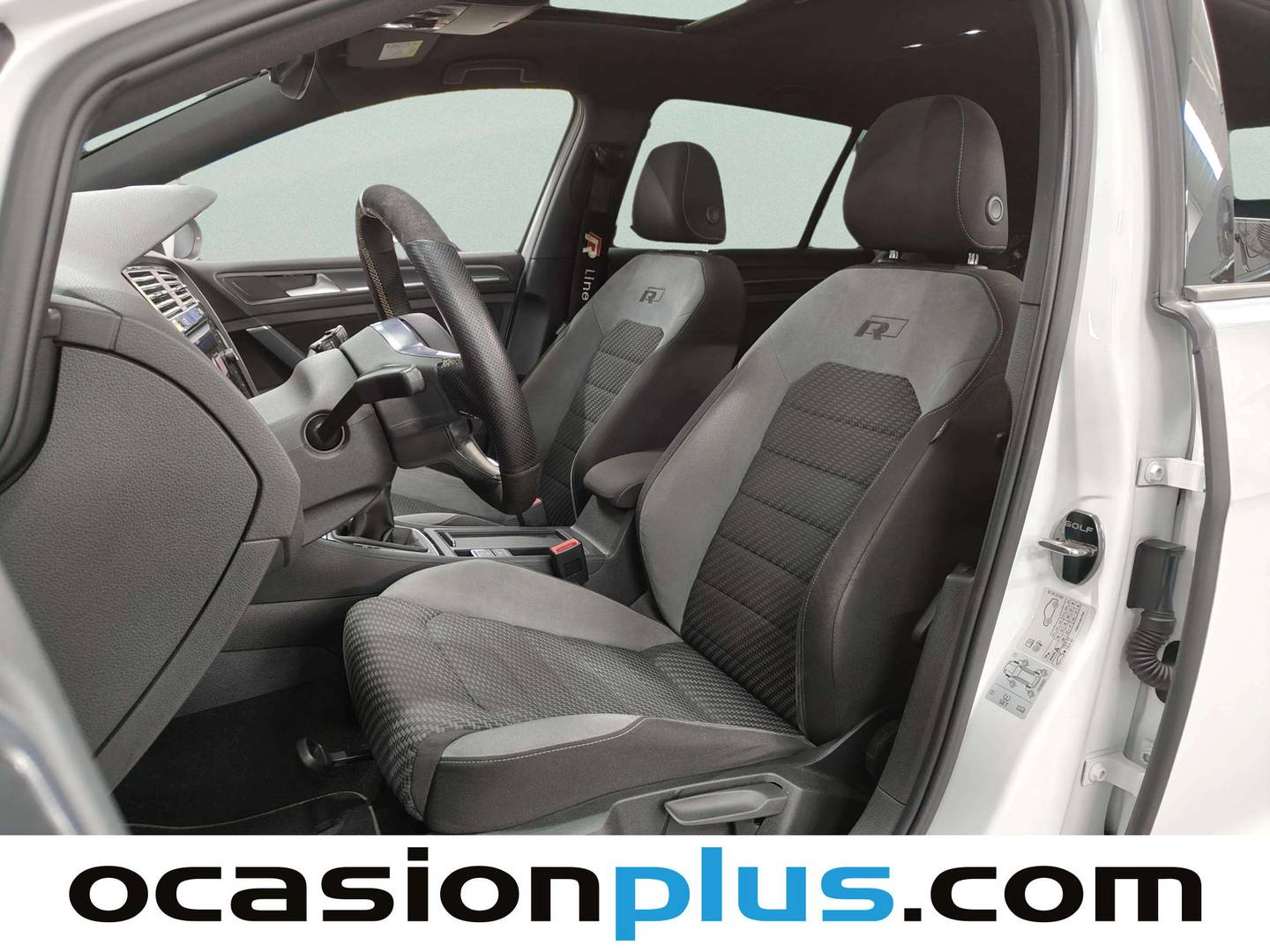 Foto asientos delanteros Volkswagen Golf Volkswagen Golf Sport R-Line 2.0 TDI (150 CV)