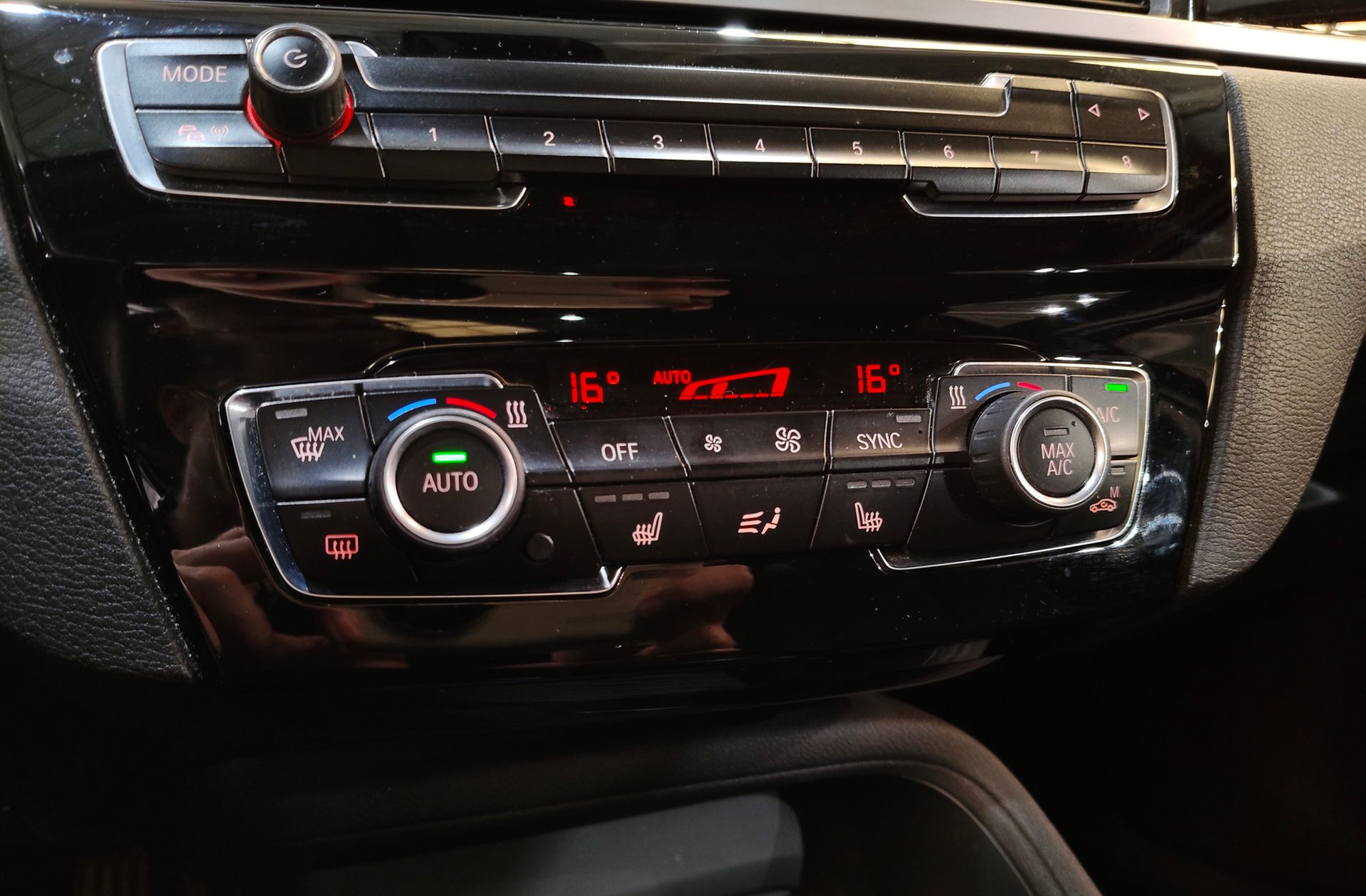 BMW X1 sDrive18i - foto 34