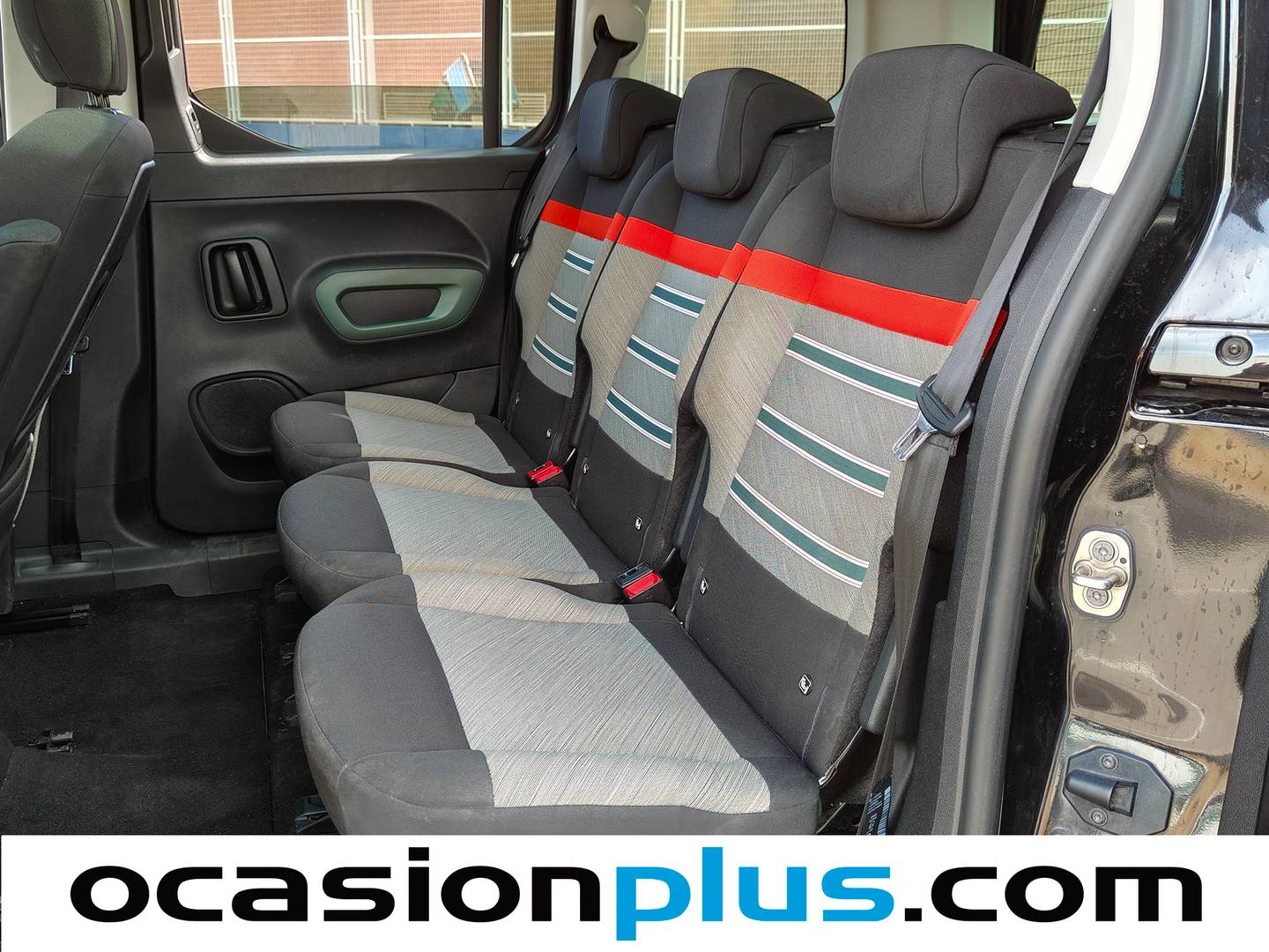 Foto asientos traseros Citroën Berlingo Citroen Berlingo BlueHDi 130 S&S Talla M Shine EAT8 (130 CV)