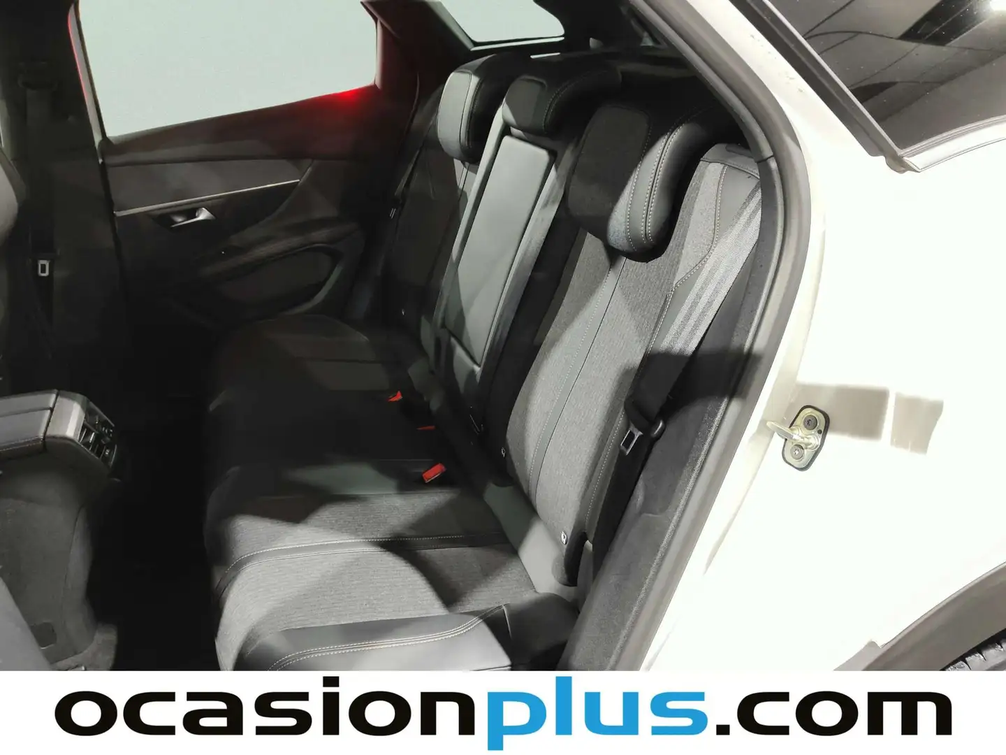 Foto Peugeot 3008 Peugeot 3008 PureTech 130 S&S GT Line EAT8 (130 CV)