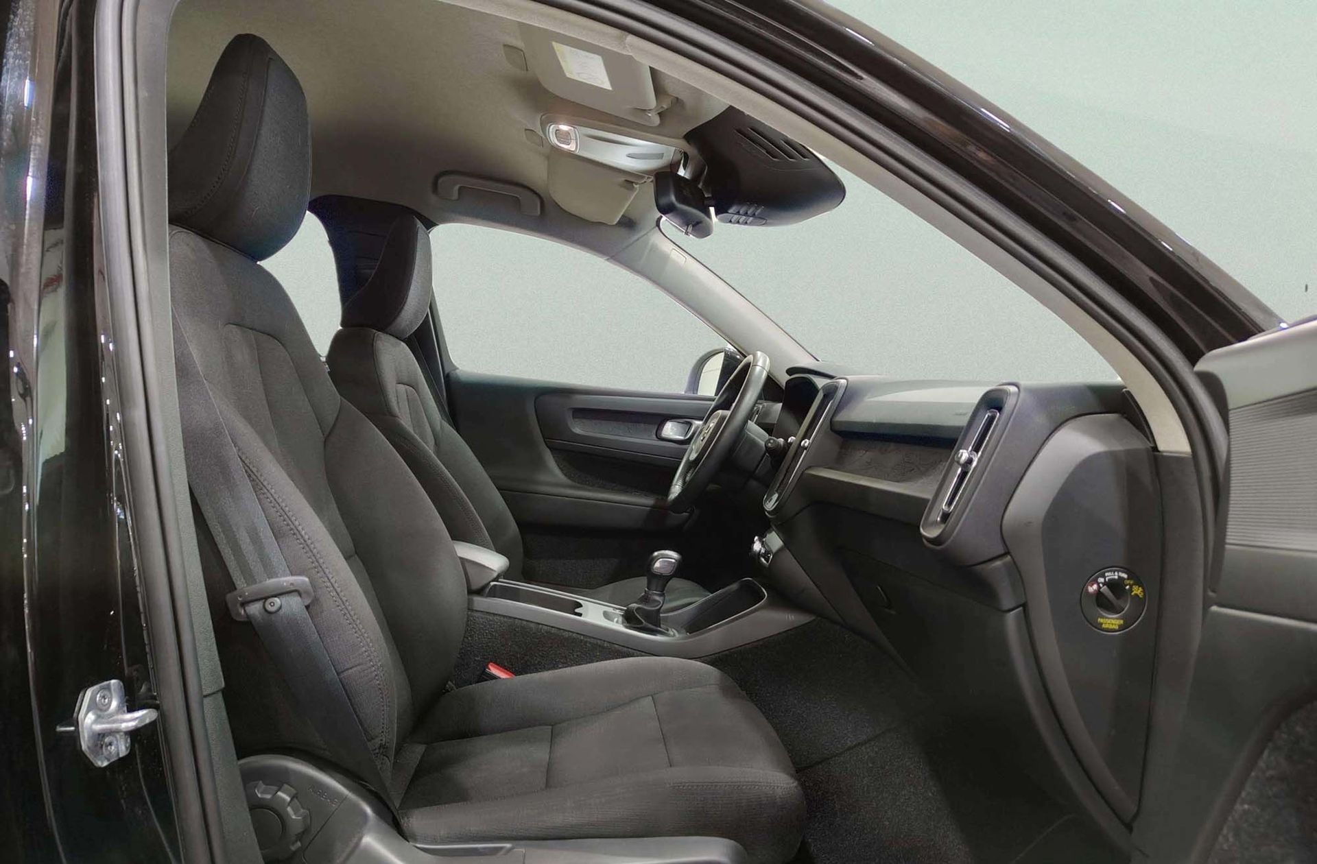 Volvo XC40 T3 - foto 19