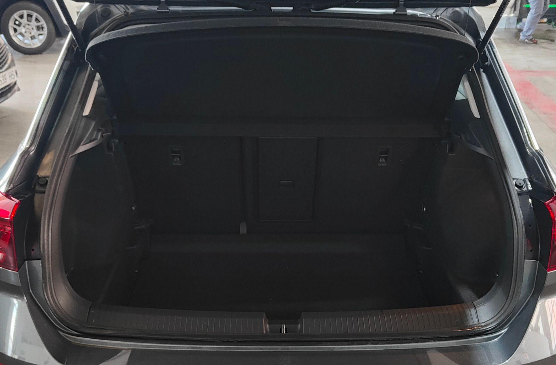 Volkswagen T-Roc Life 1.0 TSI - foto 17