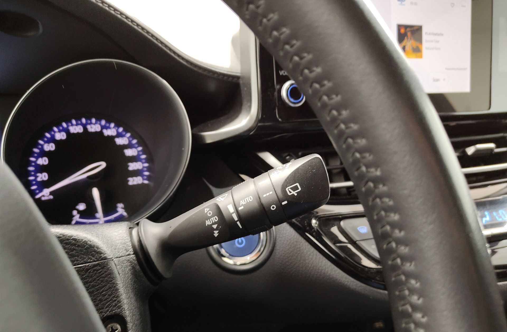 Toyota C-HR 1.8 125H Advance - foto 27