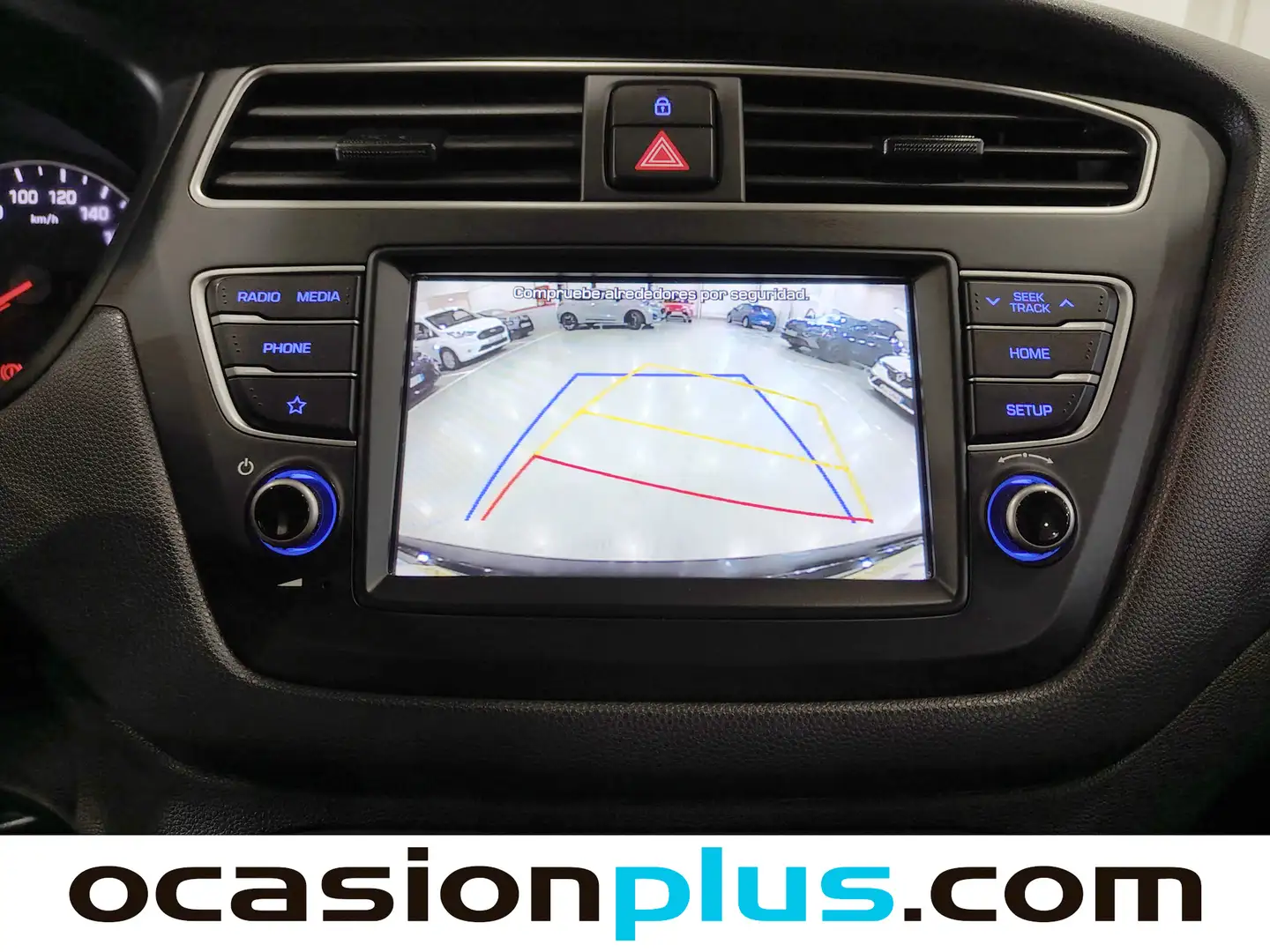 Foto Hyundai i20 Hyundai i20 1.2 MPI Essence (84 CV)