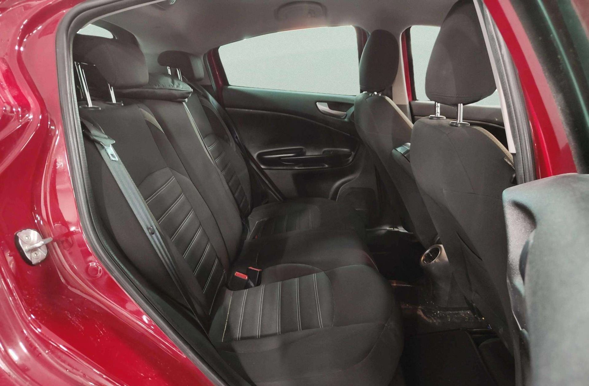 Alfa Romeo Giulietta 1.6 JTD Super - foto 14