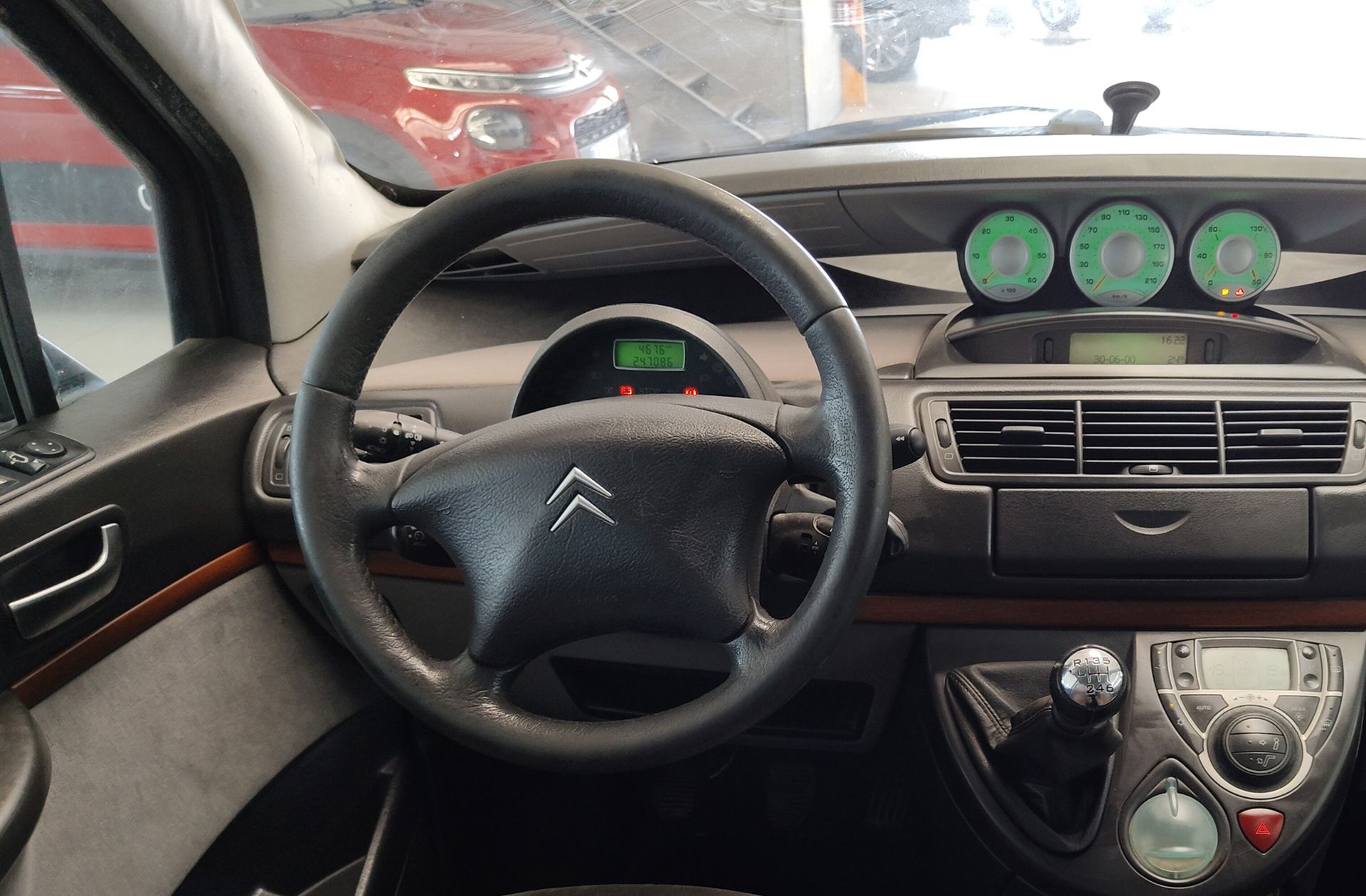 Citroën C8 2.2 HDi 16v Premier 7 plazas - foto 20