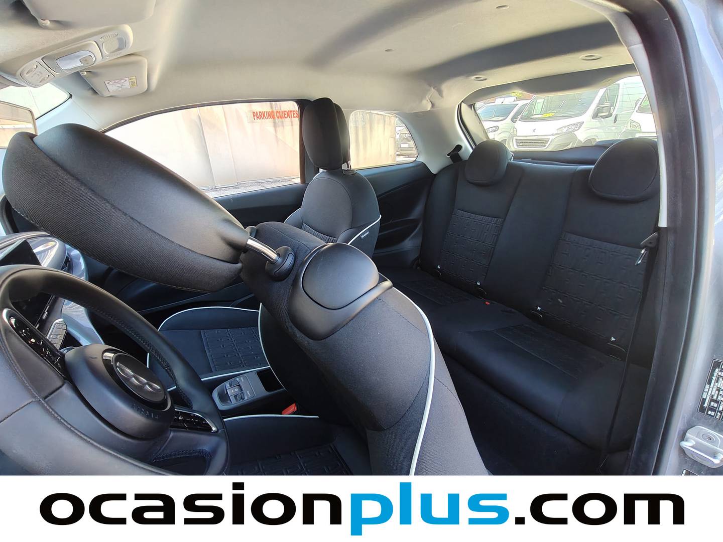 Foto asientos traseros Fiat 500 Electrico Fiat 500 Electrico Monotrim 320km (118 CV)