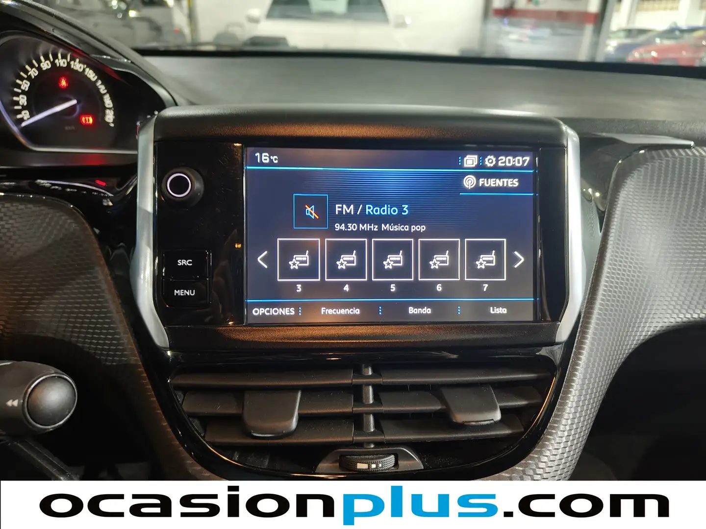 Foto Peugeot 2008 Peugeot 2008 PureTech 82 S&S Style (82 CV)