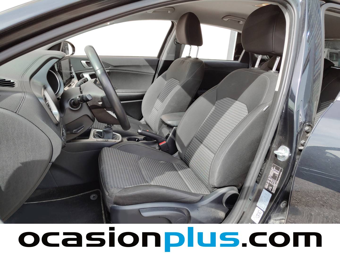 Foto KIA Ceed Kia Ceed 1.6 MHEV iMT Drive (136 CV)