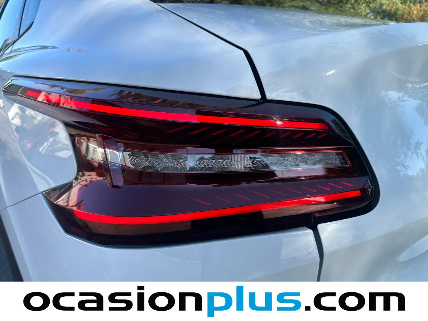 Acabados Citroën C4 X Citroën C4 X Hybrid 136 e-DCS6 Plus (136 CV)
