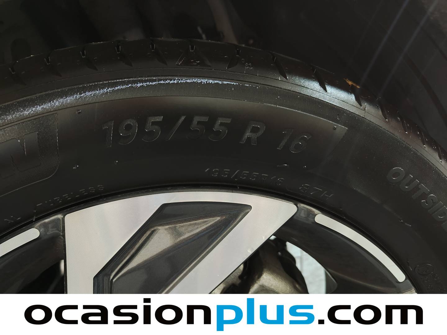 Foto Hyundai Bayon Hyundai Bayon 1.0 TGDI 48V Maxx DCT (100 CV)