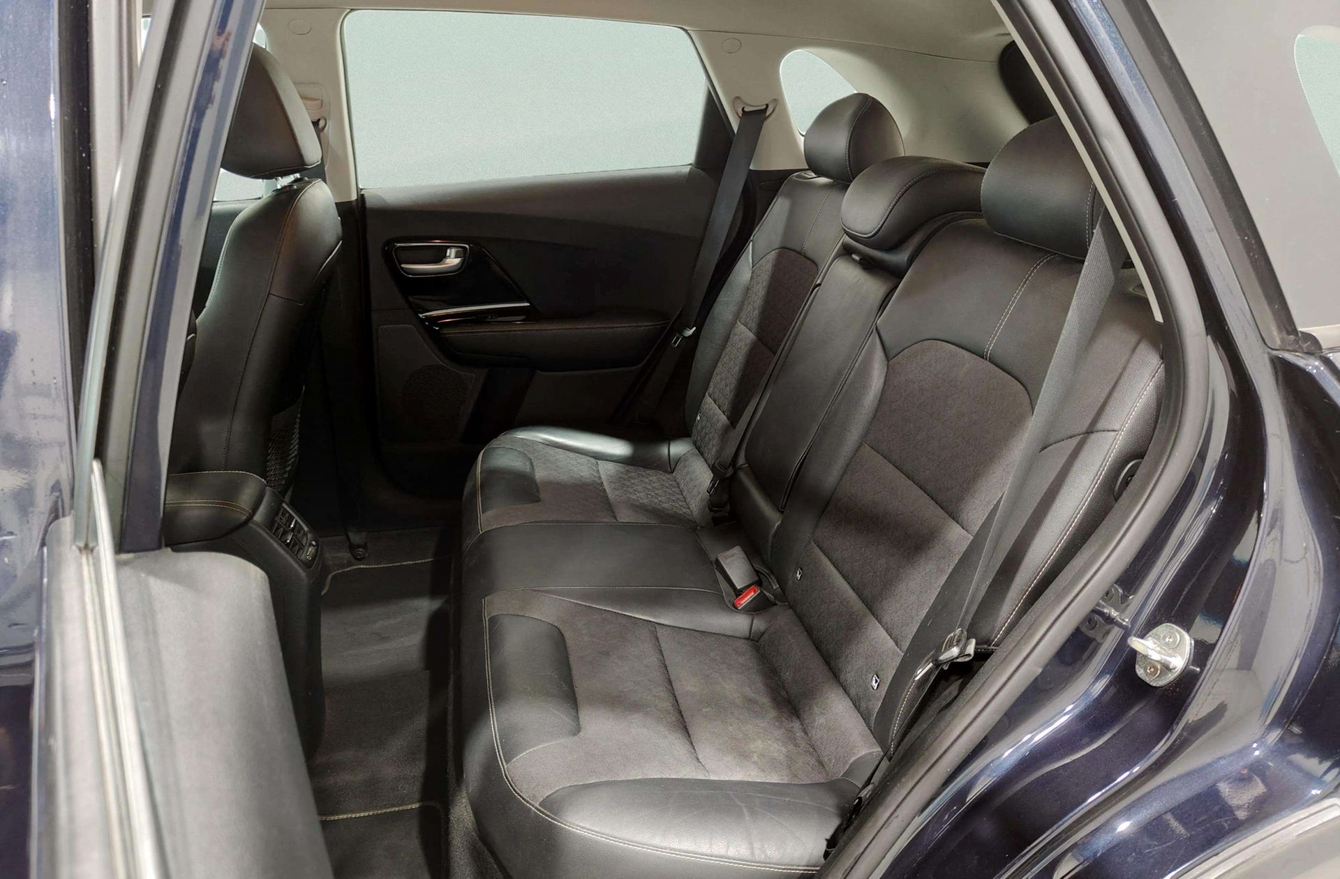Kia Niro 1.6 GDi HEV Drive - foto 13