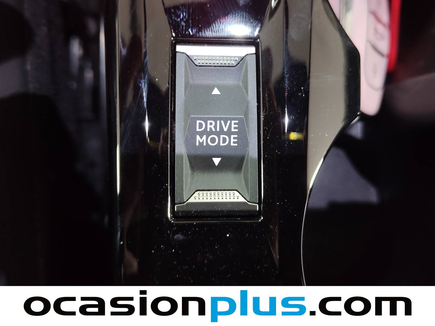 Acabados Peugeot 2008 Peugeot 2008 PureTech 130 S&S Allure Pack EAT8 (130 CV)