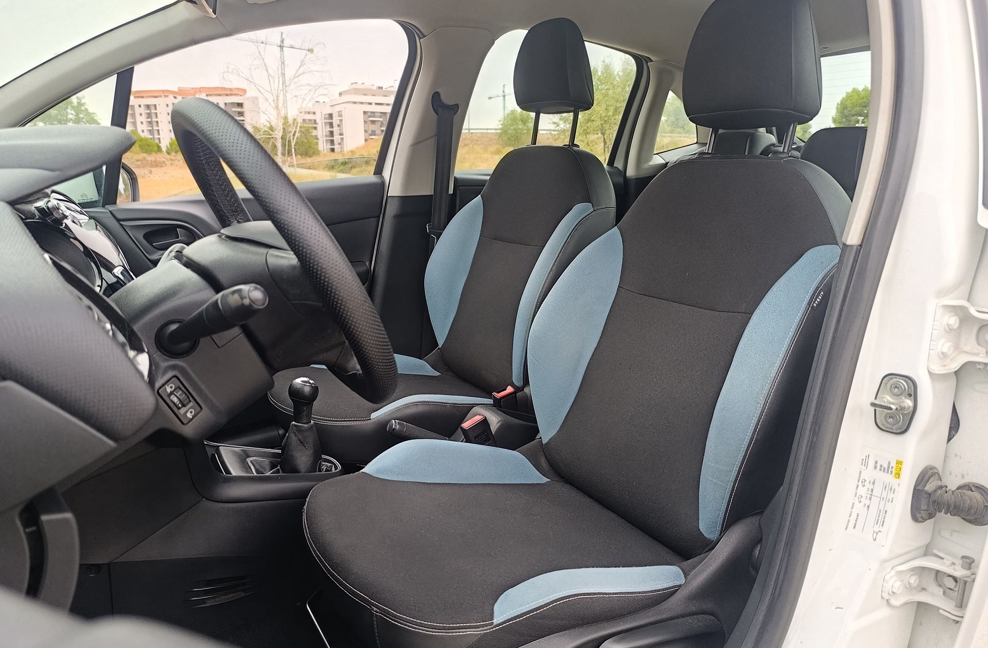 Citroën C3 HDi 70 Tonic - foto 8