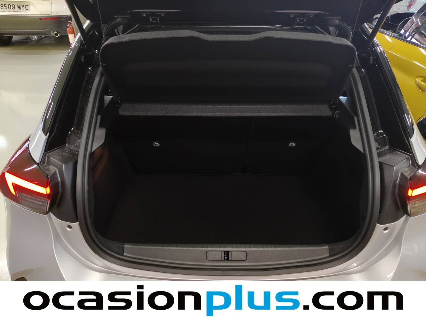 Foto asientos delanteros Opel Corsa Opel Corsa 1.2 T XHL GS (100 CV)