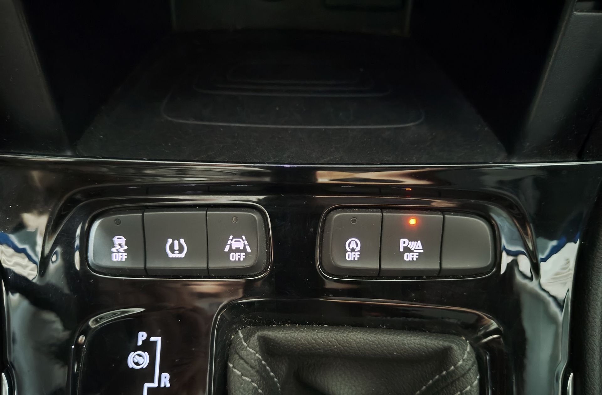 Opel Grandland 2.0 CDTi Ultimate - foto 31
