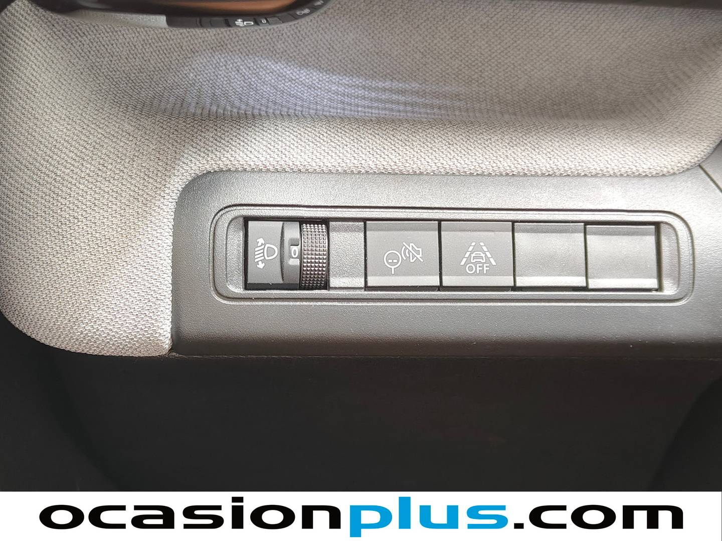 Citroën C3 Aircross Citroën C3 Aircross Hybrid 145 Plus e-DCS6 (145 CV) 145cv