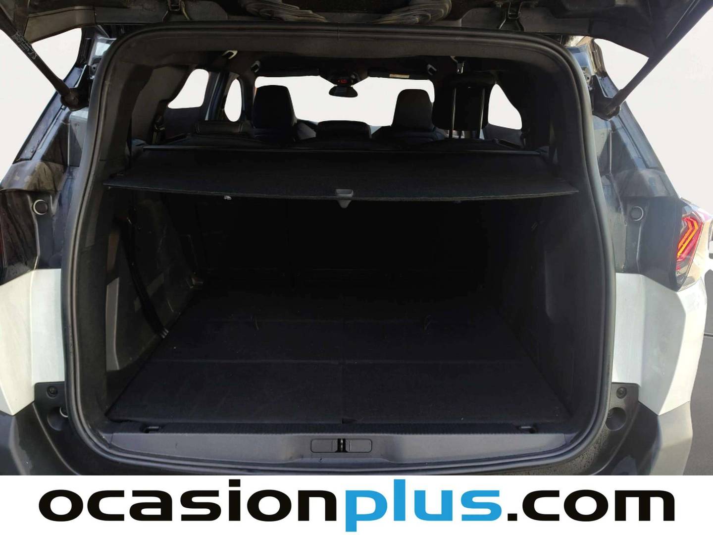 Foto Peugeot 5008 Peugeot 5008 BlueHDI 130 S&S Allure Pack EAT8 (130 CV)7 plazas siete plazas
