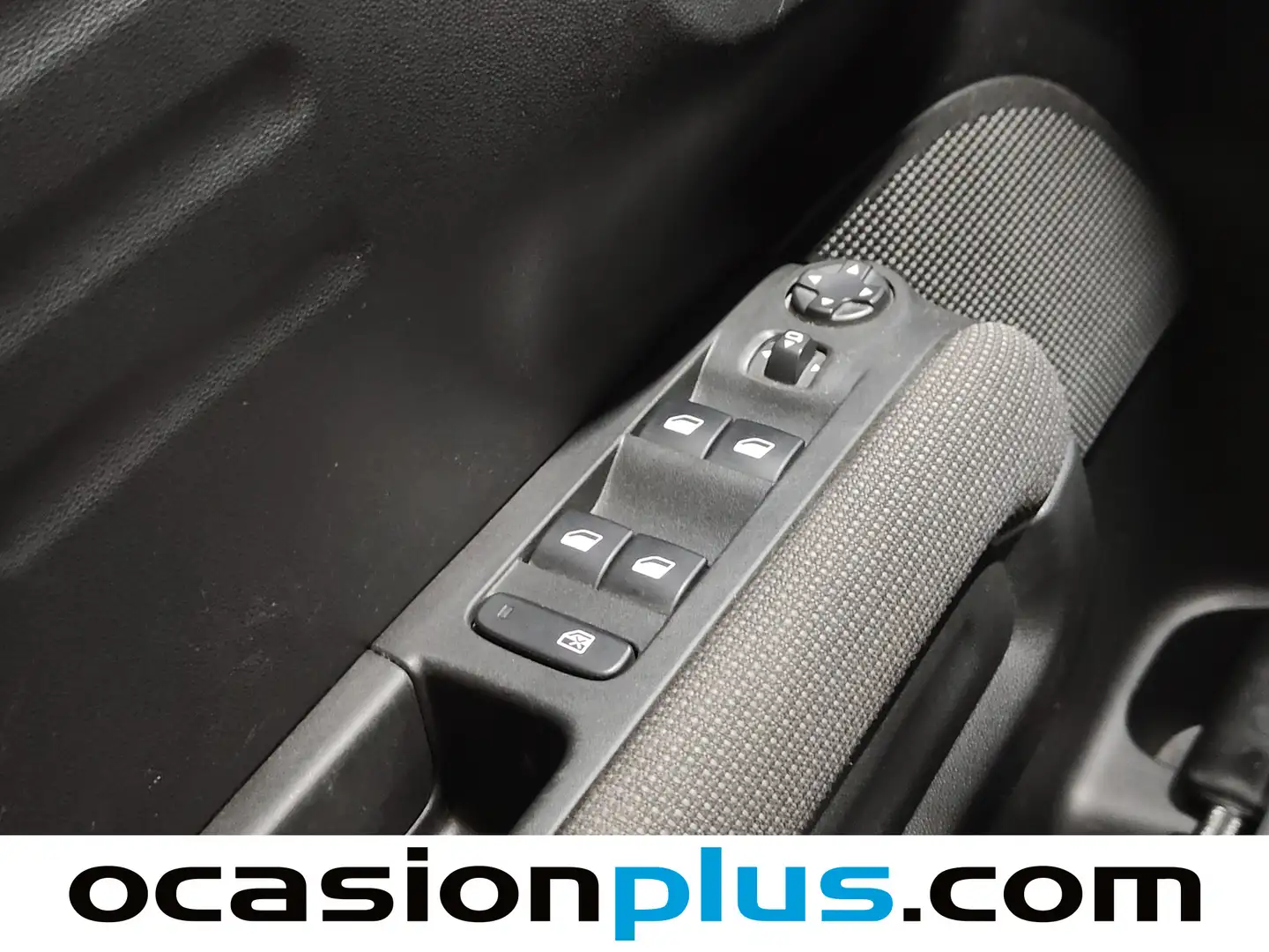 Foto Citroën C3 Aircross Citroen C3 Aircross PureTech 110 S&S Shine (110 CV)