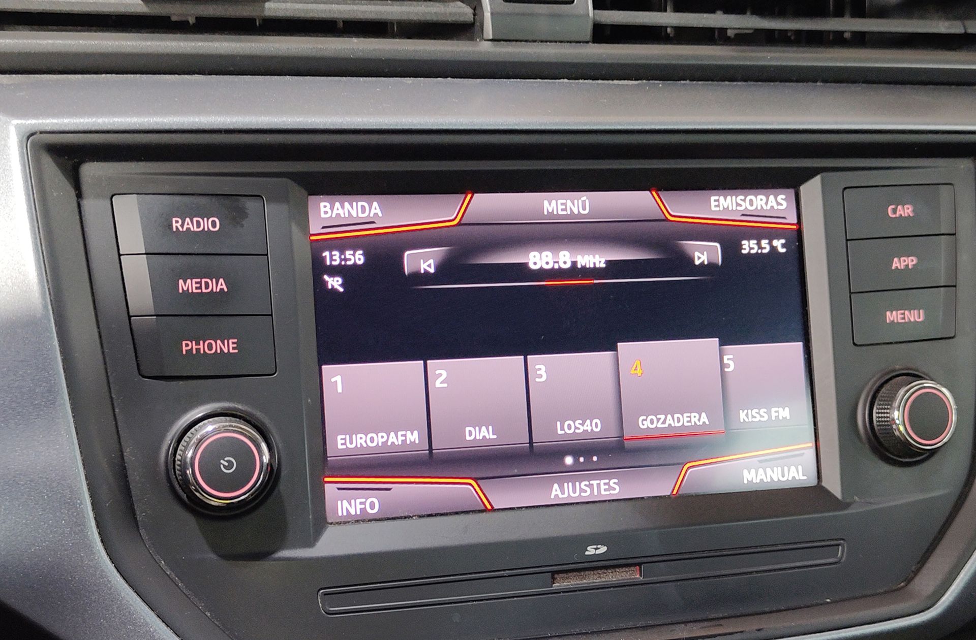 SEAT Arona 1.6 TDI Ecomotive Style - foto 28