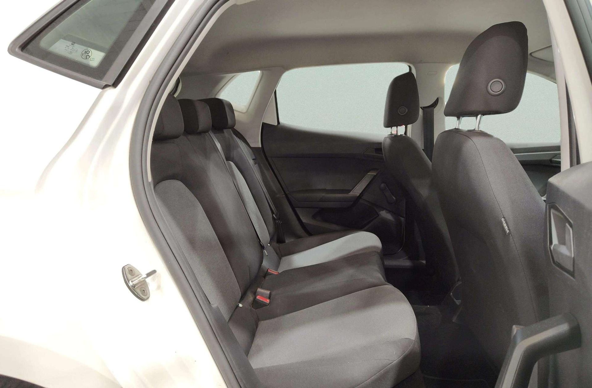 SEAT Ibiza 1.0 MPI Reference Plus - foto 14