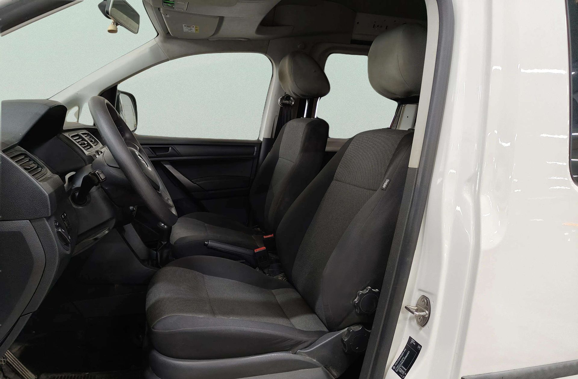 Volkswagen Caddy Kombi 2.0 TDI BMT - foto 8