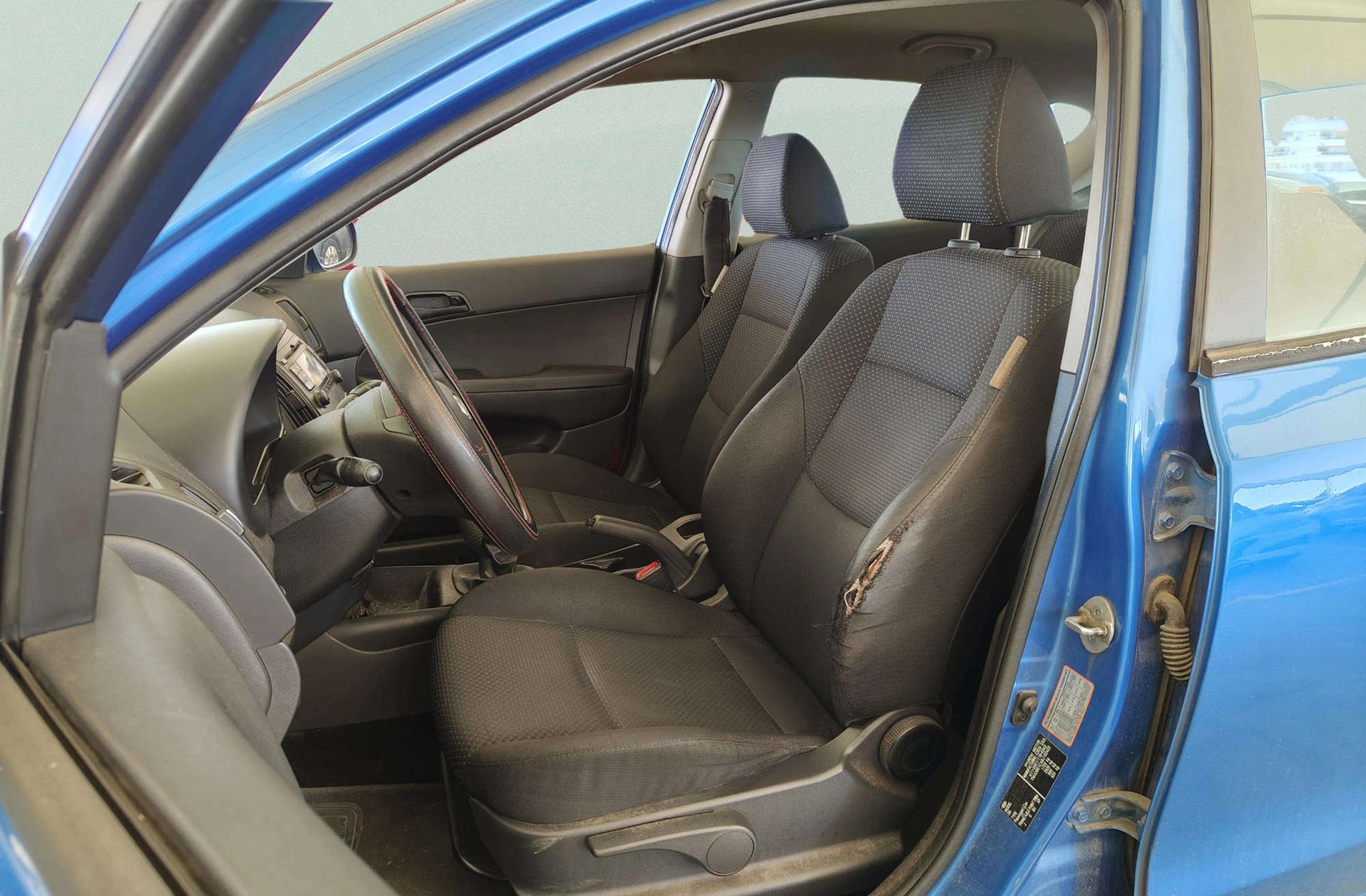 Hyundai i30 1.4 GL FDU Classic - foto 8