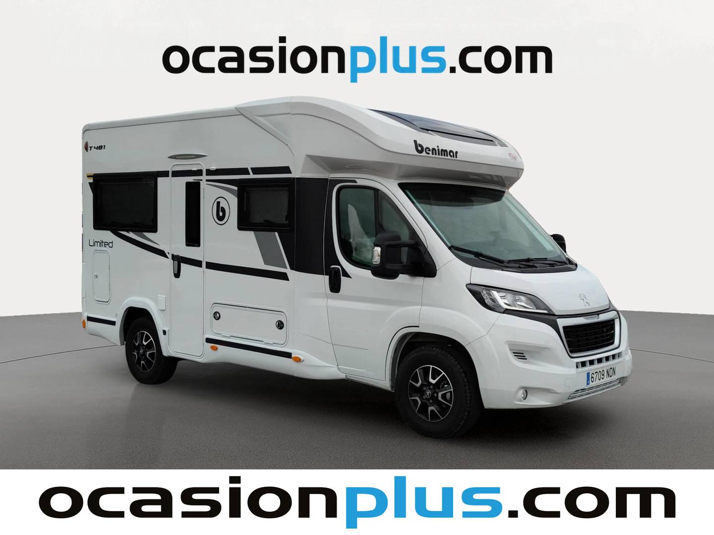 Foto delantera Benimar Benivan Benimar Benivan Tessoro 481 (140 CV) derecha