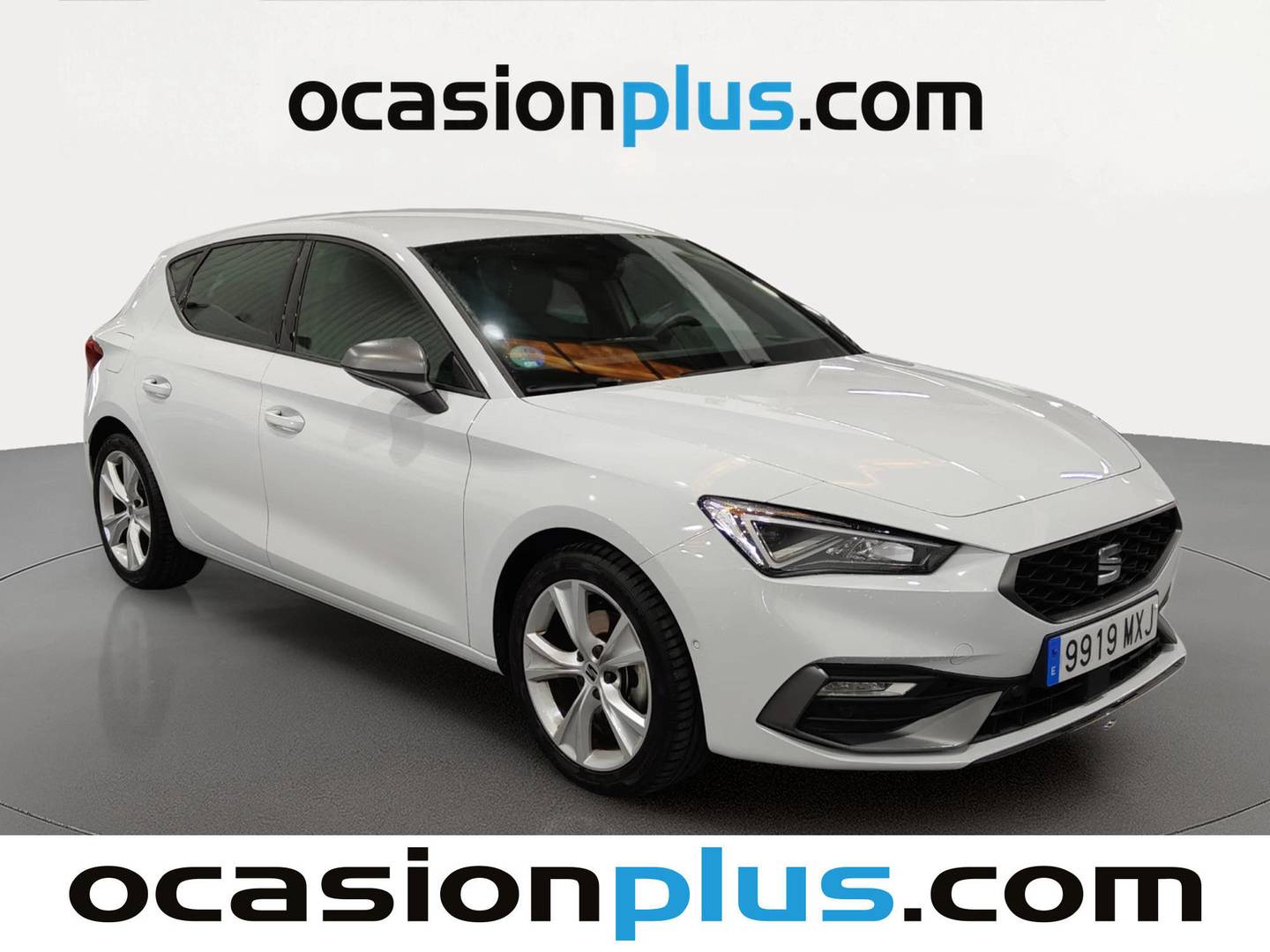 Foto delantera Seat León Seat León 1.0 eTSI S&S FR 25 Aniversario DSG (110 CV) izquierda