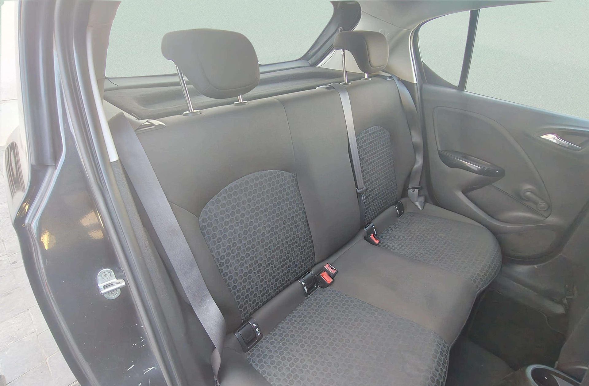 Opel Corsa 1.4 Expression - foto 11
