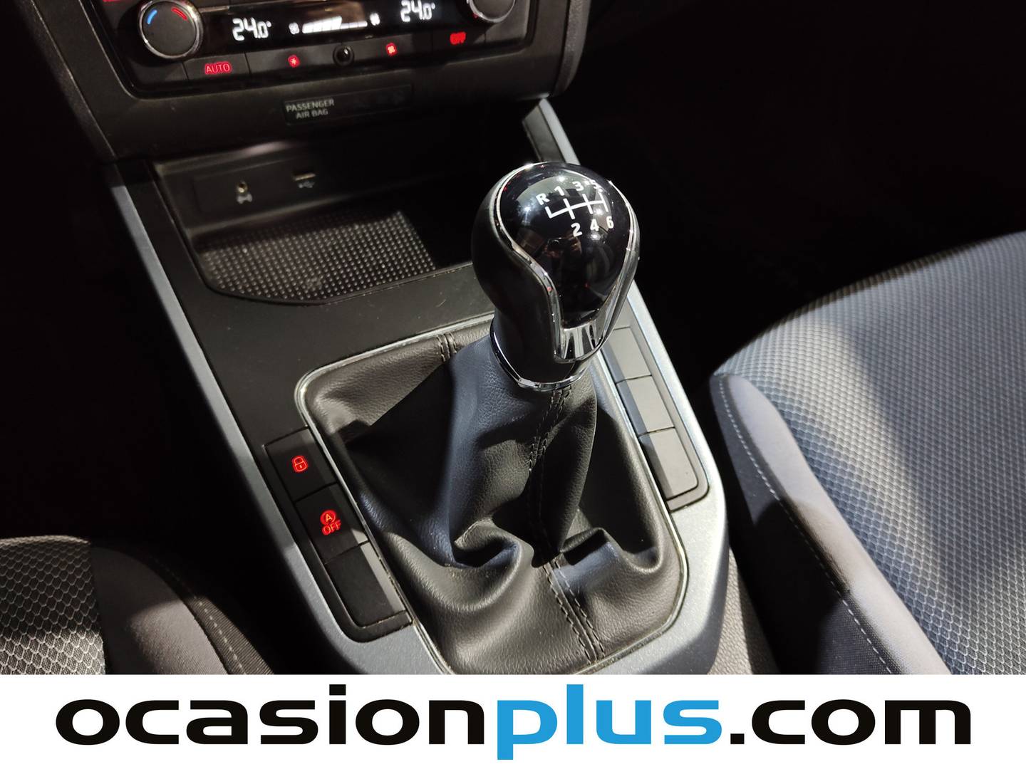 Foto Seat Arona SEAT Arona 1.6 TDI S&S Style (115 CV)