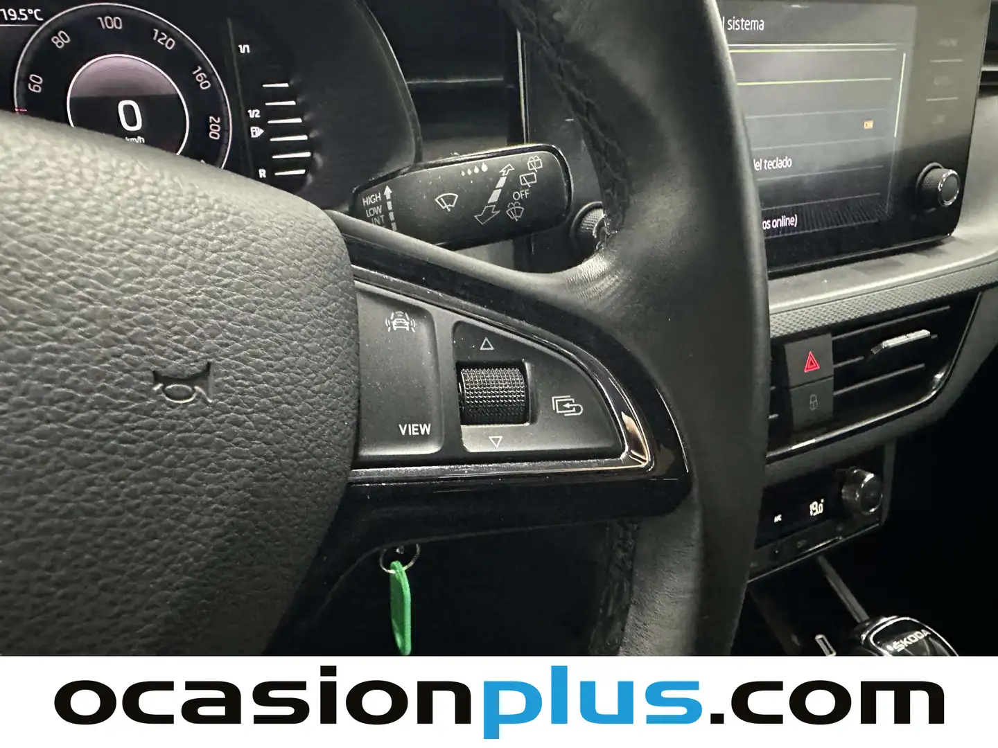 Foto Skoda Kamiq Skoda Kamiq 1.0 TSI Ambition DSG (115 CV)