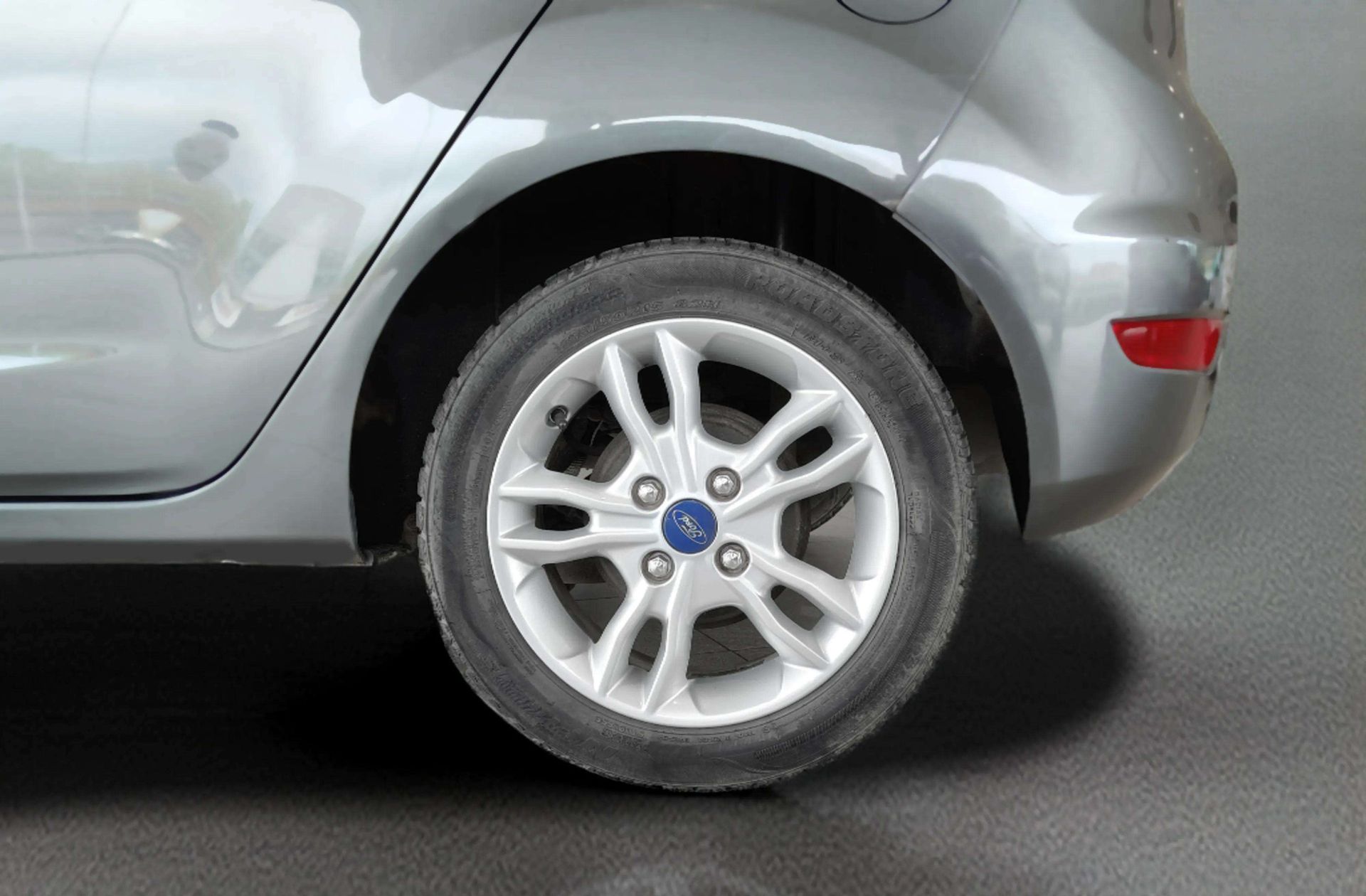 Ford Fiesta 1.25 Duratec Trend - foto 33