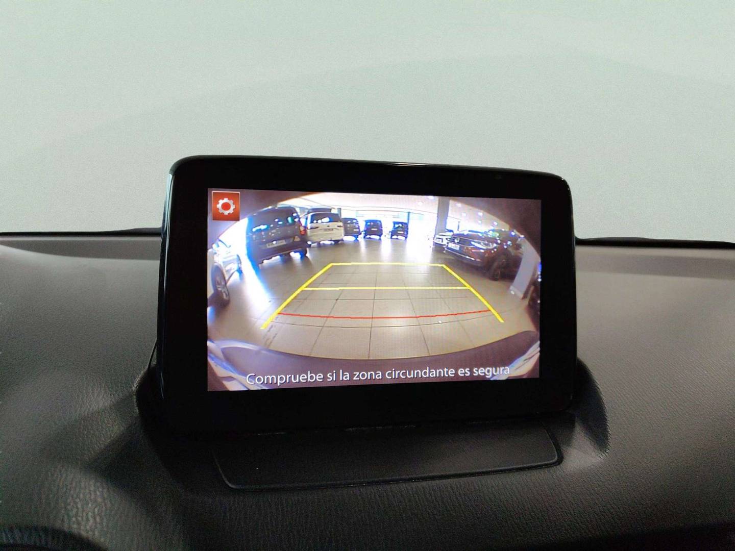 Extras del Mazda CX-3 Mazda CX-3 1.8 D Zenith 2WD AT (115 CV)